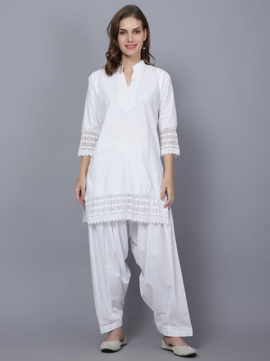 Trendzmy White Women Soild Cotton Blend Straight Kurta XXXL