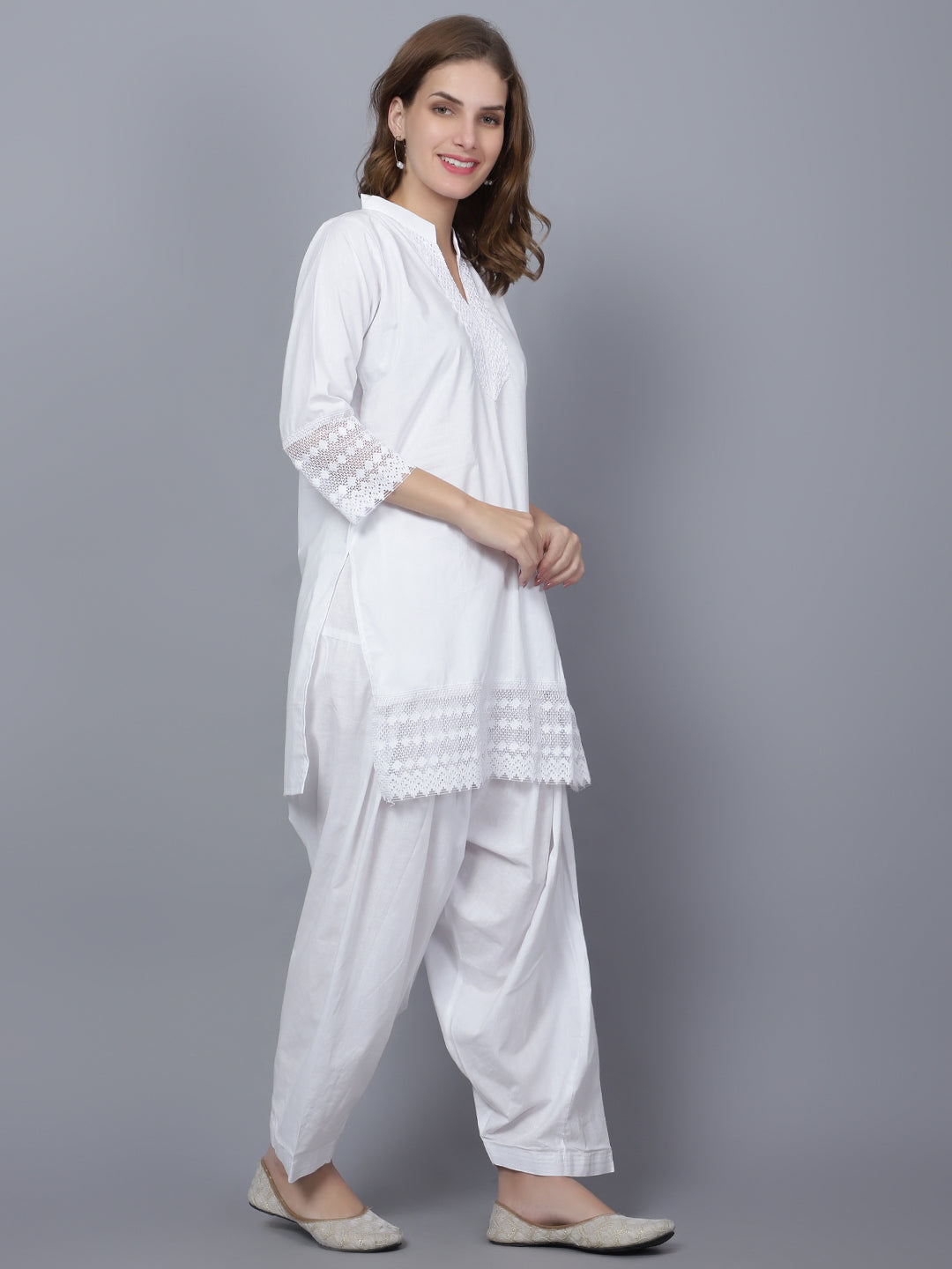 Trendzmy White Women Soild Cotton Blend Straight Kurta