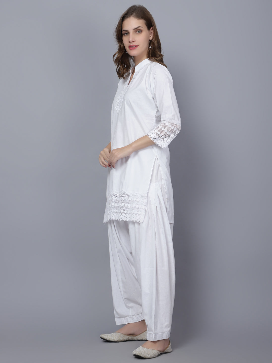 Trendzmy White Women Soild Cotton Blend Straight Kurta